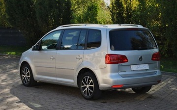 Volkswagen Touran II 1.6 TDI 105KM 2011 Volkswagen Touran GWARANCJA, 1.6 TDI, Automat DSG, 7-Osobowy, Ladnie utrzy, zdjęcie 3
