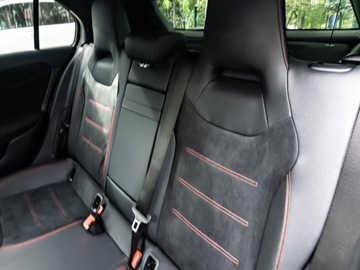 Mercedes Klasa A W177/V177 Hatchback Plug-In Facelifting 1.3 250e 218KM 2023 A Klasa 250 e AMG Line Hatchback 1.3 (218KM) 2023, zdjęcie 9