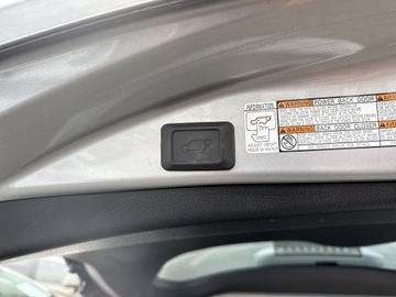 Toyota RAV4 IV MPV Facelifting 2.5 Hybrid 197KM 2017 Toyota RAV4 2.5 Hybrid Selection 4x4 IV (2012-2018, zdjęcie 24