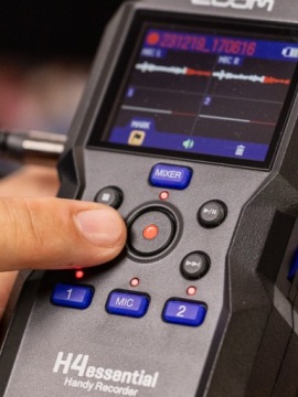 Zoom H4e H4essential 4-дорожечный 32-битный ЦИФРОВОЙ USB-аудиорекордер