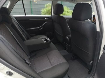 Toyota Avensis II Kombi 2.0 D-4D 126KM 2007 Toyota Avensis 2.0 D-4D 126KM # Klimatr #, zdjęcie 17
