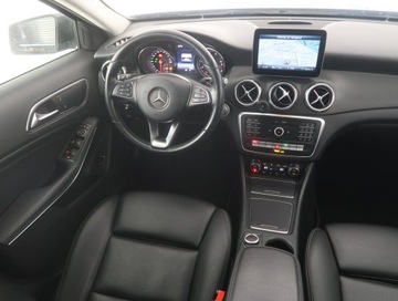 Mercedes GLA I Off-Roader Facelifting 1.6 200 156KM 2018 Mercedes GLA GLA 200, Salon Polska, Automat, zdjęcie 6