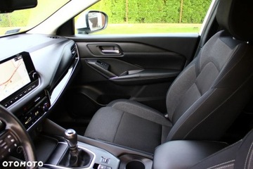 Nissan Qashqai III Crossover 1.3 DIG-T MHEV 140KM 2022 Nissan Qashqai Nissan Qashqai 1.3 DIG-T N-Connecta EU6d 1.3 Benzyna 140KM, zdjęcie 24