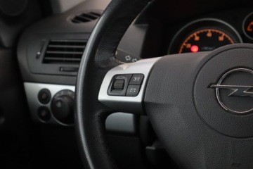 Opel Astra H Hatchback 5d 1.4 TWINPORT ecoFLEX 90KM 2009 Opel Astra 1.4 16V, Klima, Tempomat,ALU, zdjęcie 14