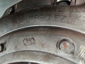 VW PASSAT B7 1.6 TDI TARCZA DOCISKOWA DOCISK TARCZ