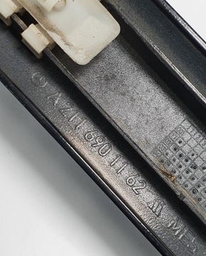 LIŠTA DVEŘE LEVÝ ZADNÍ MERCEDES W211 A2116901162