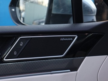 Volkswagen Passat B8 Variant 2.0 TDI SCR 240KM 2017 VW Passat 2.0 BiTDI, Salon Polska, Serwis ASO, zdjęcie 19