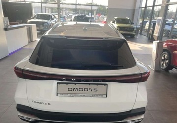 Omoda 5 1.6 T-GDI 147KM 2024 Omoda 5 Omoda 5 1.6 T-GDI Comfort DCT 1.6 Benzyna 147KM, zdjęcie 8