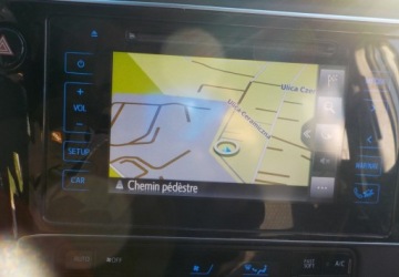 Toyota Auris II 2018 Toyota Auris Okazja 1.8 Hybryda 100KM, zdjęcie 21