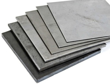 BLACHA STALOWA CZARNA GŁADKA SUROWA 2mm 300x300