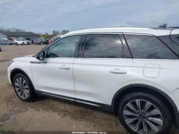 Lincoln 2022 Lincoln Corsair 2022 Lincoln Corsair Reserve AWD 2.0 Benzyna 250KM, zdjęcie 3