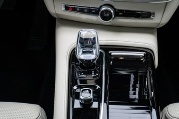 Volvo V90 II Plug-In Facelifting 2.0 T8 Plug-In Hybrid 455KM 2025 Volvo V90 Ultra Dark T8 AWD Plug-in hybrid (310 +, zdjęcie 26