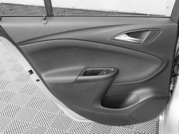 Opel Astra K Sportstourer Facelifting 1.4 Turbo 145KM 2021 Opel Astra GD347YW#1.4 T Elegance Podgrz.f I kier, zdjęcie 22