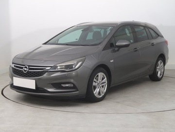 Opel Astra K Sports Tourer 1.6 CDTI 110KM 2017 Opel Astra 1.6 CDTI, Navi, Klima, Tempomat, zdjęcie 1
