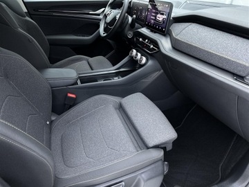 Skoda Kodiaq I SUV Facelifting 1.5 TSI 150KM 2024 Skoda Kodiaq 1.5TSI 150KM Selection DSG l LED Matr, zdjęcie 7