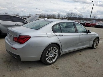 BMW Seria 7 F01 Sedan L Facelifting 750Li 450KM 2014 BMW Seria 7 750LXI, 2014, od ubezpieczalni 4.4 Benzyna 450KM, zdjęcie 2