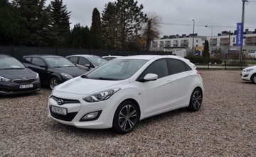 Hyundai i30 II Hatchback 5d 1.4 MPI 100KM 2012 Hyundai i30 1.4 Benzyna Klimatyzacja Cz.parkowania 1.4 Benzyna 99KM