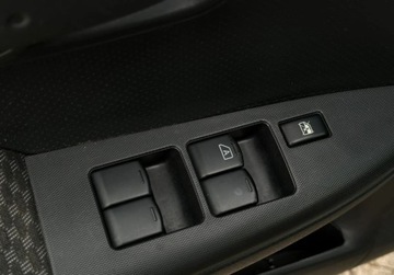 Nissan Note I Mikrovan 1.4 i 16V 88KM 2006 Nissan Note 1.4 Benzyna Nowe Zawieszenie 1.4 Benzyna 88KM, zdjęcie 13