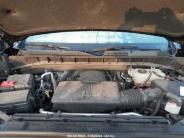 Chevrolet Silverado II 2021 Chevrolet Silverado 2021r., 4x4, 5.3L 5.3 Benzyna 355KM, zdjęcie 11