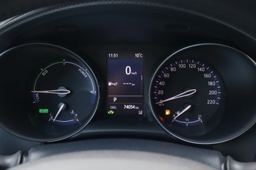 Toyota C-HR I Crossover Facelifting 1.8 Hybrid 122KM 2020 Toyota C-HR 1.8 Hybrid, Salon Polska, zdjęcie 10