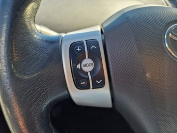 Toyota Yaris II Hatchback 5d 1.4 D-4D 90KM 2006 Toyota Yaris 1.4 D4-D 90 KM, Klimatyzacja, Klucz, zdjęcie 9