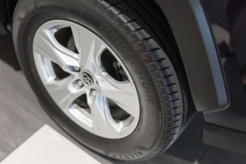 Toyota RAV4 V SUV 2.5 Hybrid Dynamic Force 222KM 2019 Toyota RAV4 2.5 Hybrid Comfort 4x4 2.5 Hybryda 222KM, zdjęcie 12