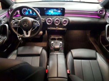 Mercedes Klasa A W177/V177 2019 Mercedes-Benz Klasa A 220, 2019r., 4x4, 2.0L 2.0 Benzyna 188KM, zdjęcie 6