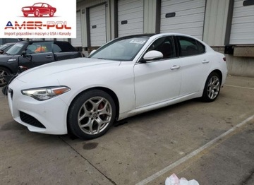 Alfa Romeo Giulia II Sedan Facelifting 2.0 Turbo 280KM 2021 Alfa Romeo Giulia Ti 2021 2.0l 2.0 Benzyna 280KM