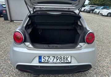 Alfa Romeo MiTo Hatchback 3d 1.6 JTDM 120KM 2009 Alfa Romeo Mito Alfa Romeo Mito 1.6 Diesel 120KM, zdjęcie 11