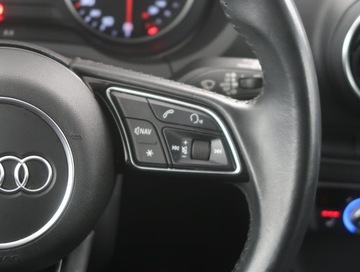 Audi A3 8V Sportback 5d Facelifting 1.5 35 TFSI 150KM 2020 Audi A3 35 TFSI, Salon Polska, Serwis ASO, zdjęcie 17