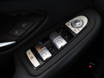 Mercedes GLC C253 SUV Facelifting 2.0 200d 163KM 2019 Mercedes GLC 200 GRATIS! Pakiet Serwisowy o, zdjęcie 36