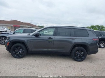 Jeep Grand Cherokee V 2023 Jeep Grand Cherokee 2023r, L Laredo, 3.6L, 4x4 3.6 Benzyna 293KM, zdjęcie 4
