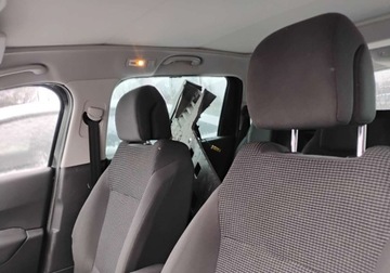 Peugeot 5008 I Minivan 2.0 HDi FAP 150KM 2013 Peugeot 5008 2013r, 2.0 HDI. Uszkodzony przod. 2.0 Diesel 150KM, zdjęcie 8