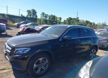 Mercedes GLC C253 2019 Mercedes-Benz GLC 2019, 2.0L, 4x4, od ubezpieczalni, zdjęcie 3