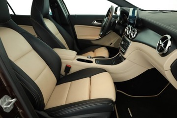 Mercedes GLA I Off-roader 2.0 220 184KM 2017 Mercedes GLA GLA 220 4MATIC, Salon Polska, 4X4, zdjęcie 8