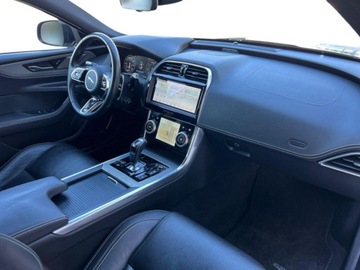 Jaguar XE Sedan Facelifting 2.0 i4P 300KM 2019 Jaguar XE Salon PL FV23 Konfiguracja 282tys Mocno doposazony Gwarancja, zdjęcie 13
