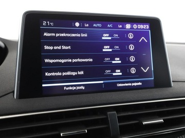 Peugeot 5008 II Crossover 1.6 BlueHDI 120KM 2017 Peugeot 5008 GRATIS! Pakiet Serwisowy o wartości, zdjęcie 25