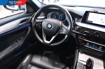 BMW Seria 5 G30-G31 Limuzyna 540i 340KM 2018 BMW Seria 5 540i xDriveFV23Hak HolowniczyAdaptacyjne Reflektory LED 3.0, zdjęcie 14