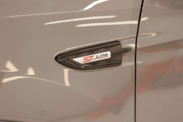 Ford Kuga II SUV Facelifting 1.5 EcoBoost 150KM 2019 Ford Kuga FORD Kuga 1.5 EcoBoost FWD ST-Line 1.5 Benzyna 150KM, zdjęcie 31