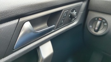 Volkswagen Caddy IV Kombi Maxi 1.4 TSI BlueMotion Technology 130KM 2020 Volkswagen Caddy 1.4TSI 130KM Maxi Trendline Czuj., zdjęcie 28