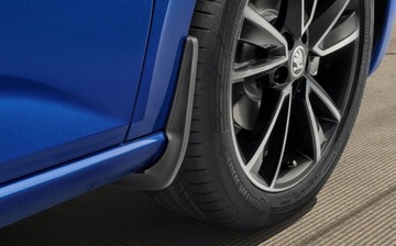 Chlapacze SKODA SCALA 657075111 przód oryginał