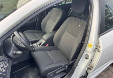 Renault Megane III Hatchback Facelifting 2013 1.6 16V 110KM 2014 Renault Megane 1.6 110KM R-link Climatronic Navi Serwis Bezwypadkowy Dla w, zdjęcie 24