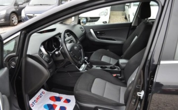 Kia Ceed II Kombi 1.6 GDI 135KM 2013 Kia Ceed 1.6 Benzyna Klimatyzacja 1.6 Benzyna 135KM, zdjęcie 12