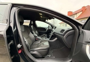 Volvo V40 II Cross Country 2.0 D4 DRIVE-E 190KM 2014 Volvo V40 Volvo V40 D4 RDesign 2.0 Diesel 190KM, zdjęcie 24