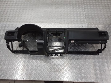 DESKA ROZDĚLOVAČE VW JETTA V 1K1858296B