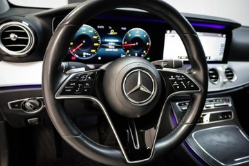 Mercedes Klasa E W213 Limuzyna 2.0 220d 194KM 2020 Mercedes E 220 *4Matic*AMG Line*Salon Polska*I Rej, zdjęcie 17