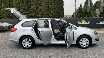 Opel Astra J Sports Tourer 1.4 Turbo ECOTEC 140KM 2012 Opel Astra Udokumentowany przebieg GWARANCJA 1.4 Benzyna 140KM, zdjęcie 11