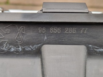 3008 I T84 MŘÍŽKA KOMPLETNÍ CHRÓM 9685626377 9685628677 09-2012