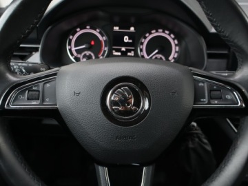 Skoda Scala Hatchback 1.5 TSI 150KM 2019 Skoda Scala 1.5 TSI, Salon Polska, Serwis ASO, zdjęcie 17