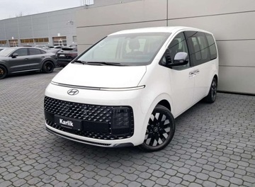 Hyundai Staria 1.6 T-GDI HEV 225KM 2025 Hyundai Staria HEV Luxury Dark 1.6 Hybryda 225KM